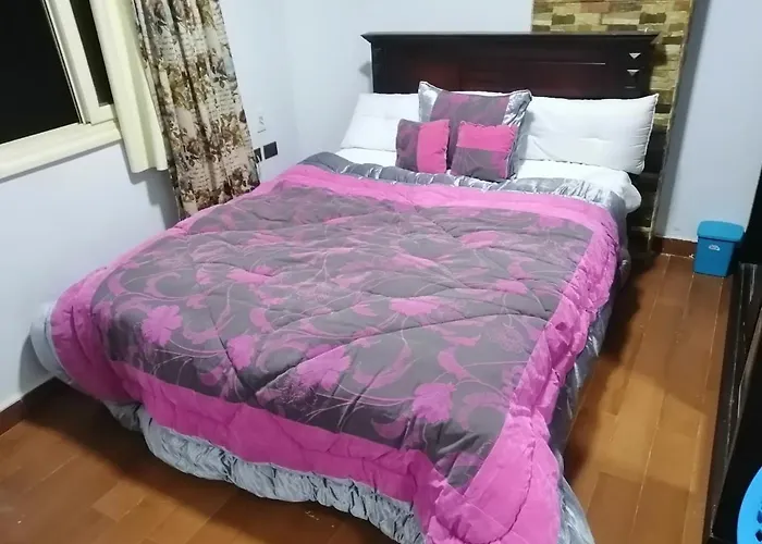 Hayat Pyramids House 51N