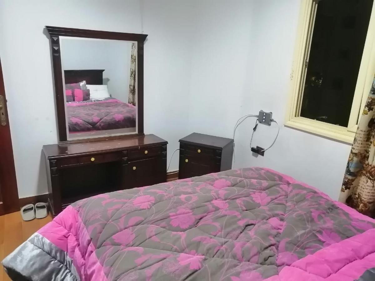 Hayat Pyramids House 51n Apartment Cairo